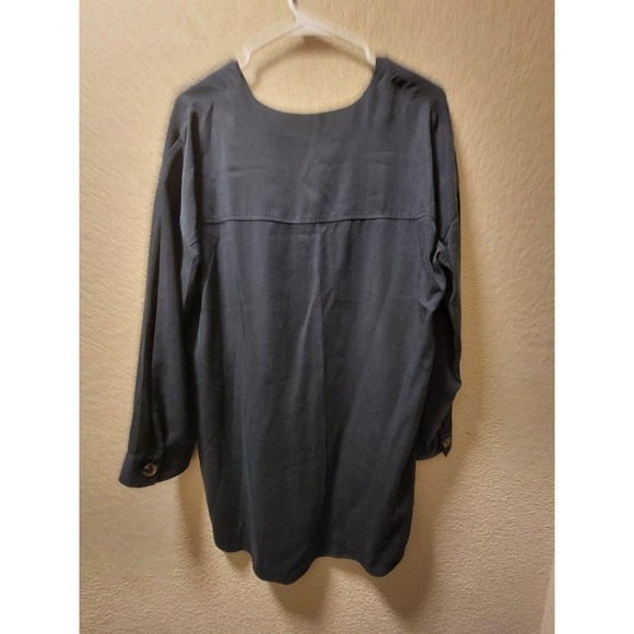 Soft Surroundings Long Sleeve Asymmetrical Button Up Blouse, Soft Black Size M - Picture 4 of 4